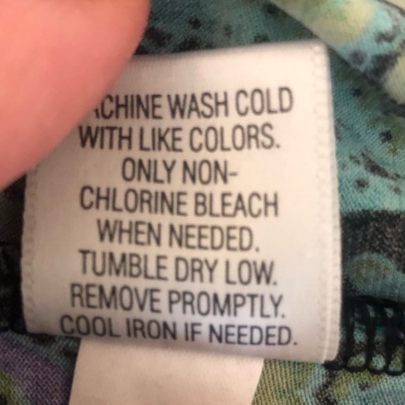 Apt. 9 Retro Floral Short Sleeve Top Size XL Deep V-Neck Multicolor Floral Top - Picture 10 of 15